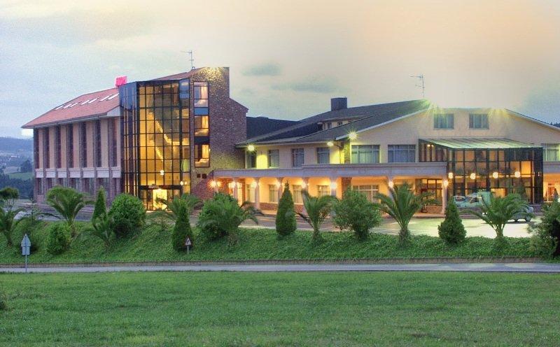 Hotel Royal Llanera  Ngoại thất bức ảnh
