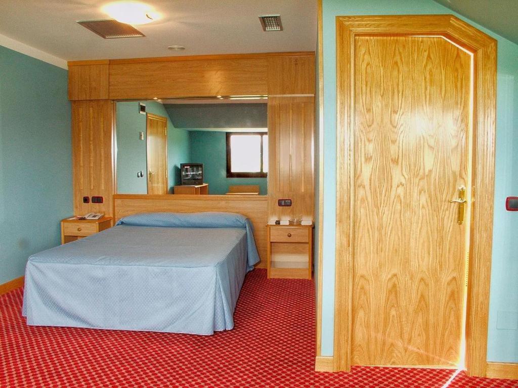 Hotel Royal Llanera  Ngoại thất bức ảnh