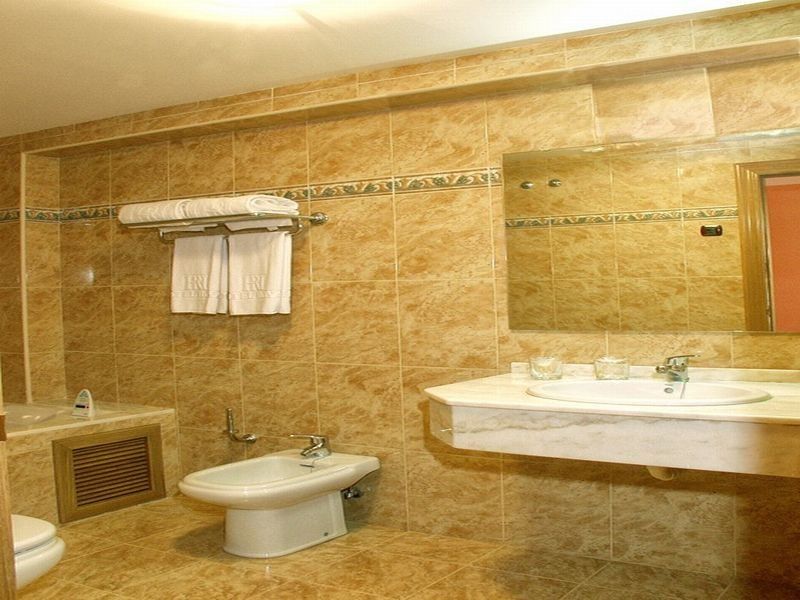Hotel Royal Llanera  Ngoại thất bức ảnh