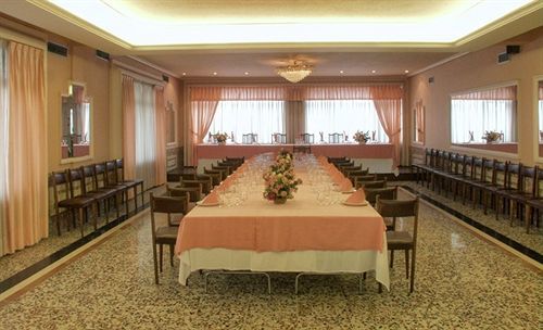 Hotel Royal Llanera  Ngoại thất bức ảnh
